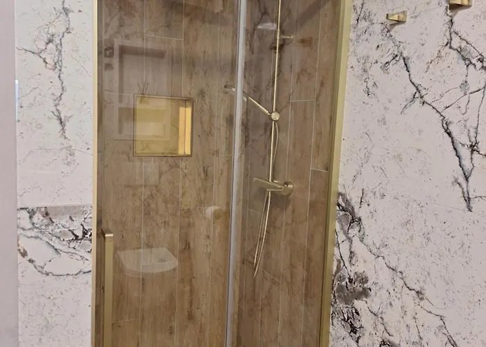 아파트 Duli With Private Hot Tub And Free Parking *