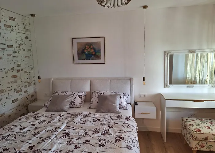 Duli With Private Hot Tub And Free Parking Lejlighed *