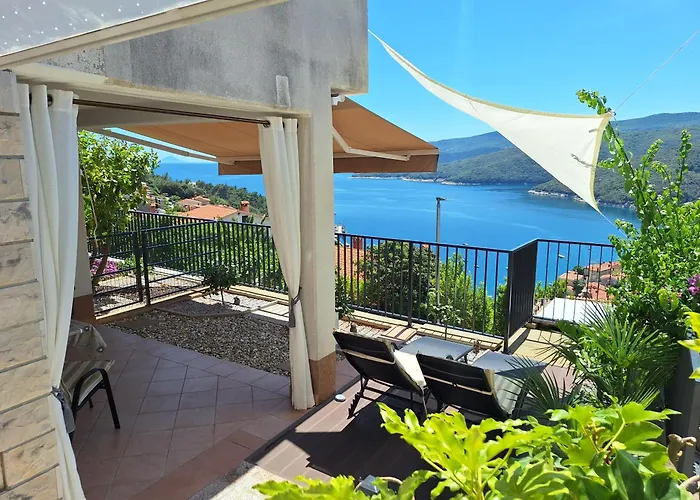 Duli With Private Hot Tub And Free Parking